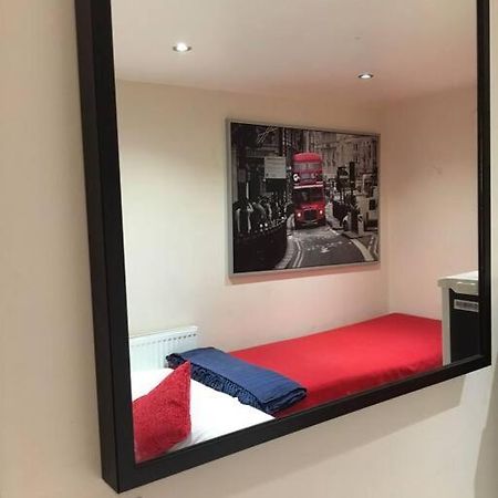 One Bedroom Flat In Central Londra Esterno foto
