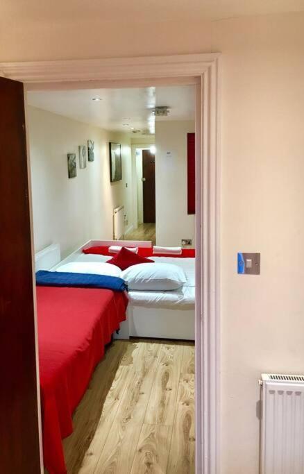 One Bedroom Flat In Central Londra Esterno foto